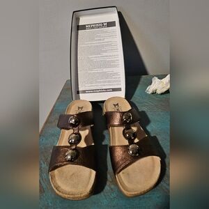 Mephisto Bronze Sandals with Stone Accents New Sz 8 Adjustable Strap